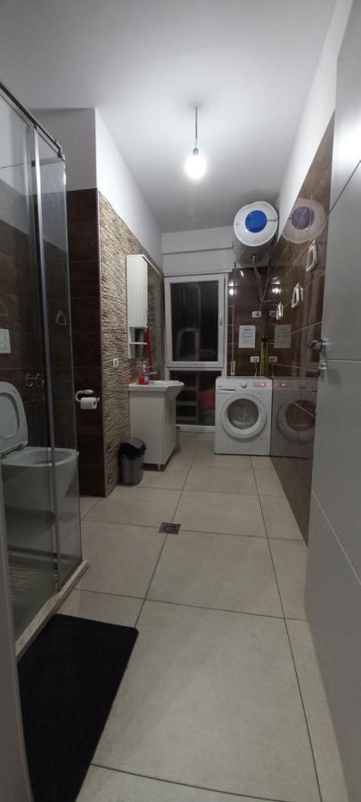 Guesthouse Bela Тирана Екстериор снимка